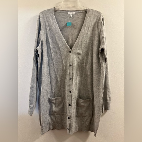 15. Maurices Cardigan - Picture 2 of 9